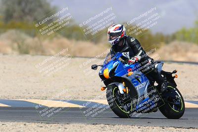 media/Mar-28-2022-Superbike Trackdays (Mon) [[b8603d0f67]]/Open Track Time/Turn 7/